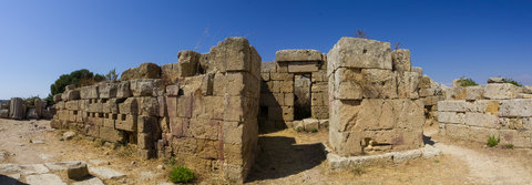 Selinunte, Acropoli, mura e porta di accesso lato Nord. Sigma 14/1,8 ART su Sigma sdQuattroH,  Max Aquila photo (C)