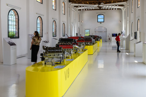 Sala ricavata all'interno dell'Officina meccanica Alfredo Ferrari di Modena