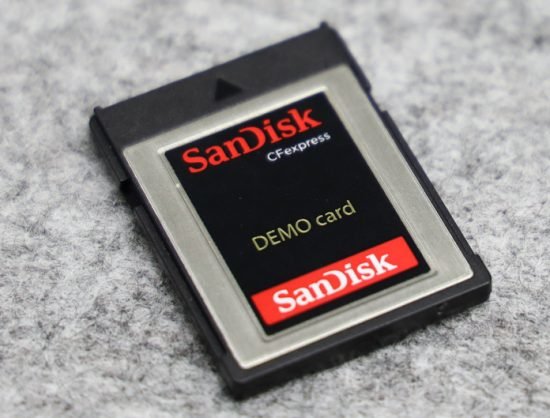 SanDisk-CFexpress-memory-card-550x418.jpg.33e7833b93792bc637fbb67153753b8e.jpg