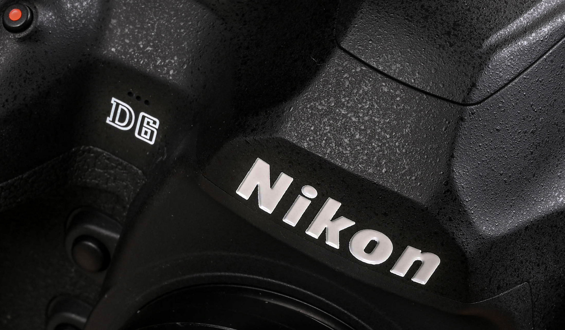 Maggiori informazioni su "Nikon D6 : l'anteprima di Nikonland"