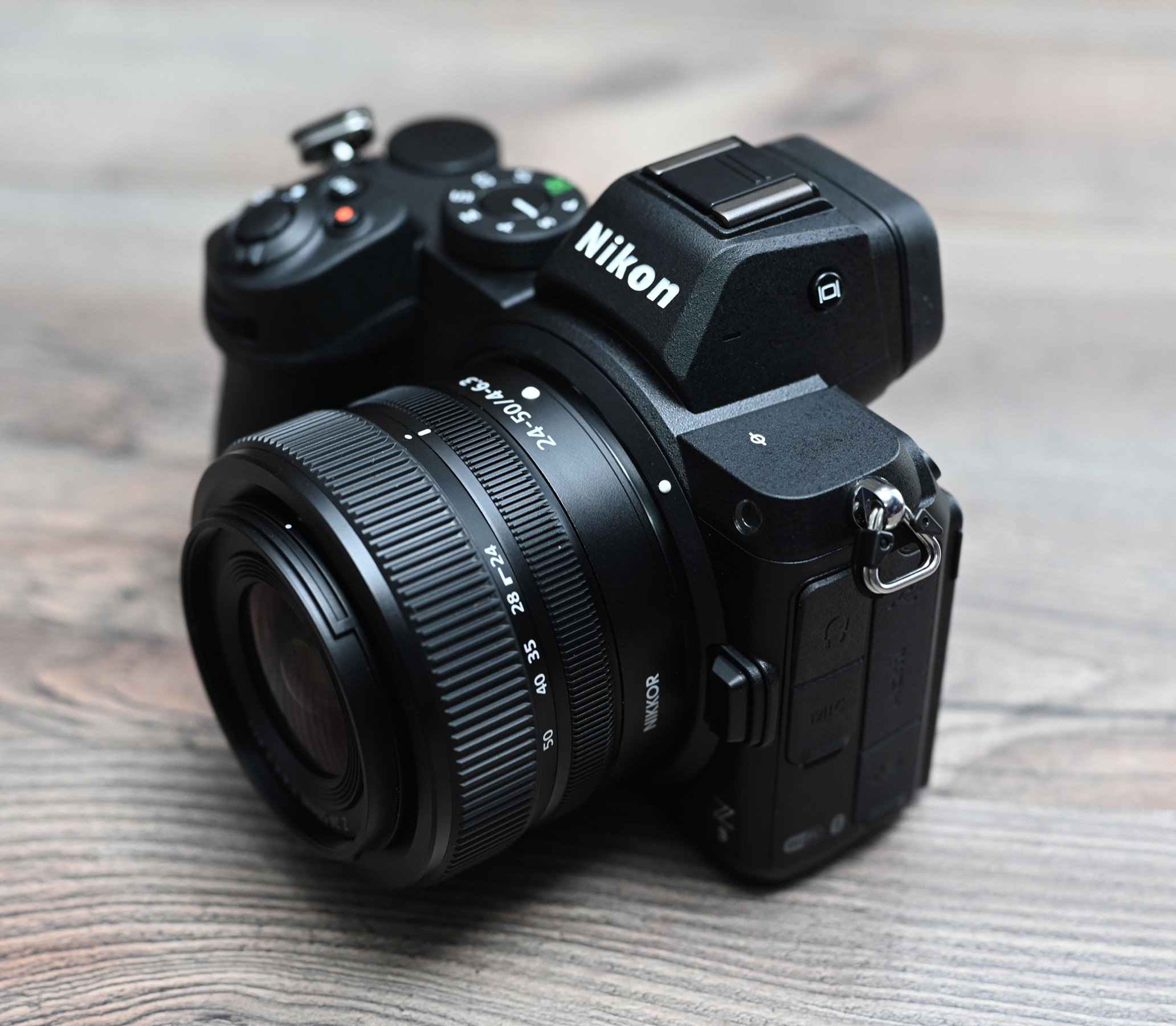Maggiori informazioni su "Nikon Z5 : raffica, buffer, considerazioni sulle schede di memoria"