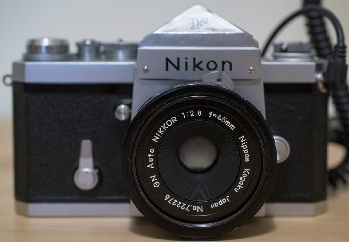 Maggiori informazioni su "Nippon Kogaku GN Nikkor 45mm f/2,8: il primo pancake !"