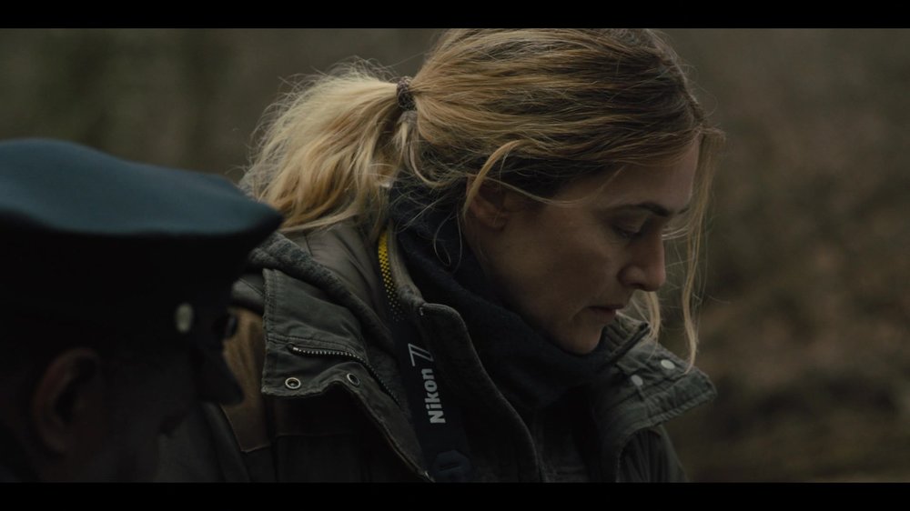 Nikon-Z-Series-Camera-of-Kate-Winslet-as-Det.-Mare-Sheehan-in-Mare-of-Easttown-S01E02-1.thumb.jpg.ca0bc2a5b974760d676234e18b65205c.jpg