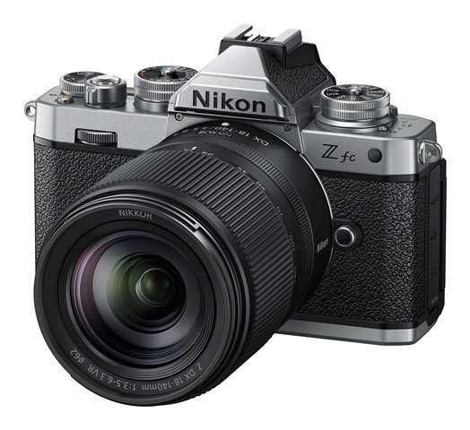 Nikon-NIKKOR-Z-DX-18-140mm-f3.5-6.3-VR-lens-4.jpg.efc2ecefd5d6350c47caed5379198070.jpg