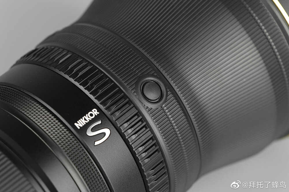 Nikon-NIKKOR-Z-400mm-f2.8-TC-VR-S-lens-9.jpg