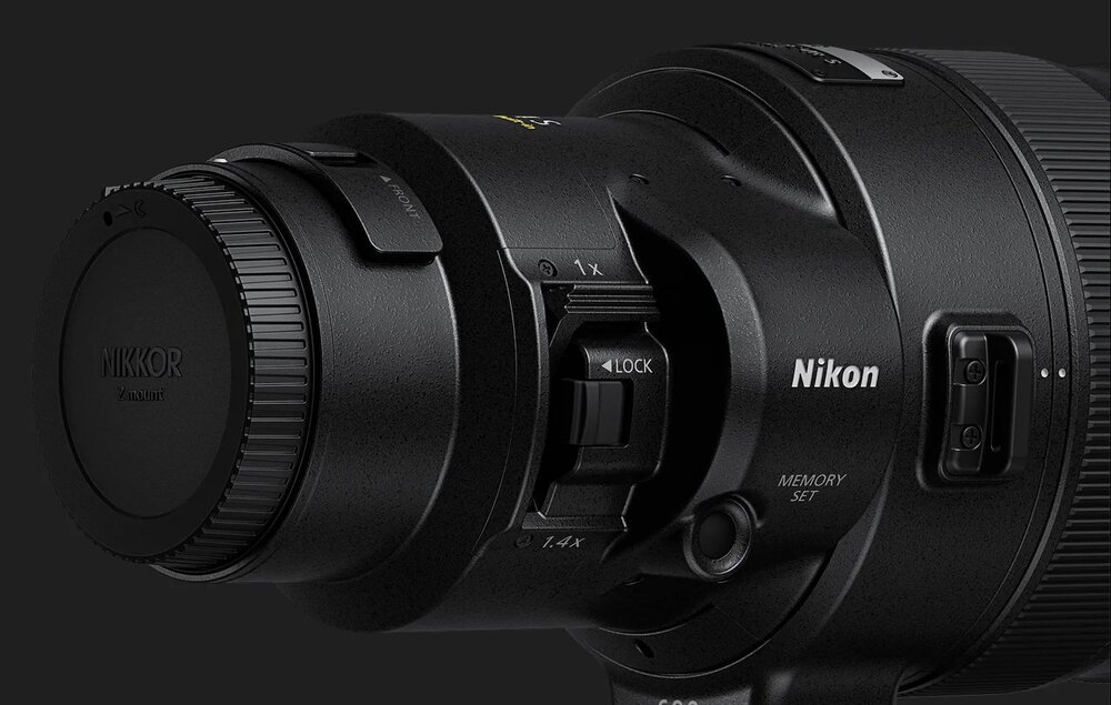 Nikon-Nikkor-Z-600mm-f4-TC-VR-S-lens-with-built-in-teleconverter.jpg