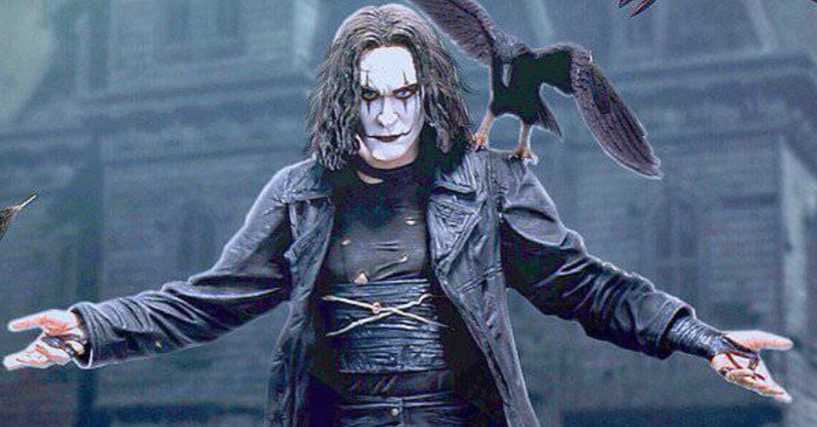 il-corvo-morte-brandon-lee.jpg.683fcad5288f2af8e839c47b69d3cd46.jpg