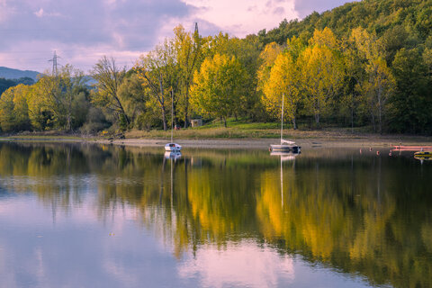 Autunno in riva al lago