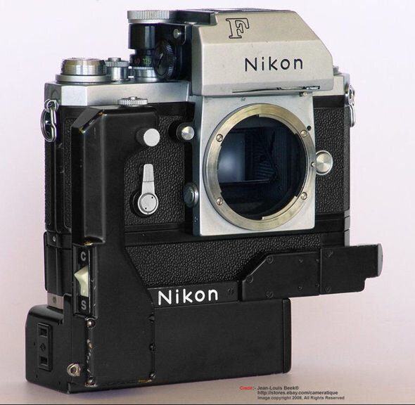 Nikon_F_photomic_F36.jpg.d33a07766c040dd5d0d09d30ab3b9e9a.jpg