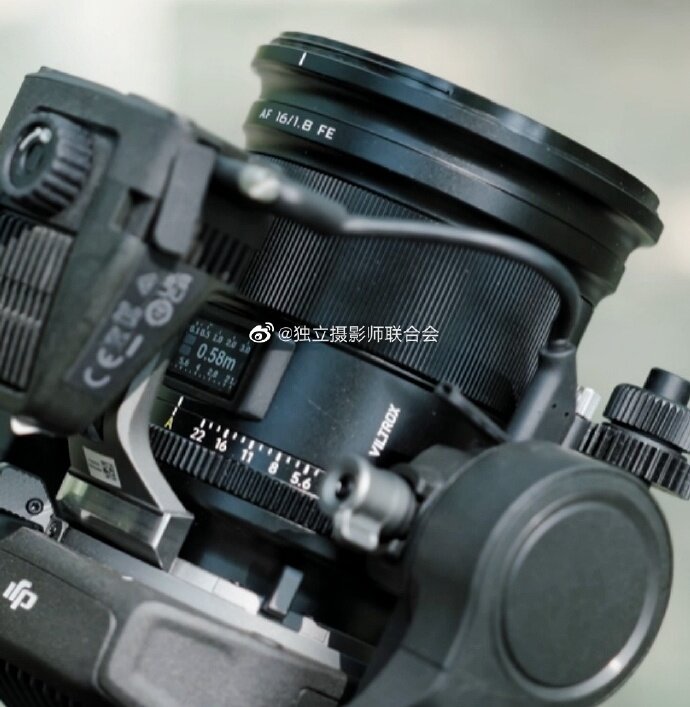 Viltrox-AF-16mm-f1.8-FE-lens-1.jpg.5d8fc91f6bb250491e7b437cef539654.jpg