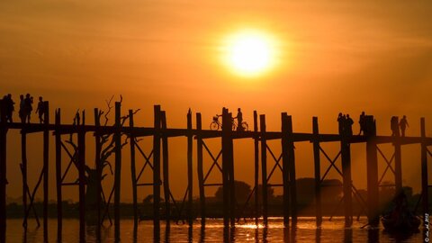 Birmania 2015 ponte di Ubain .jpg