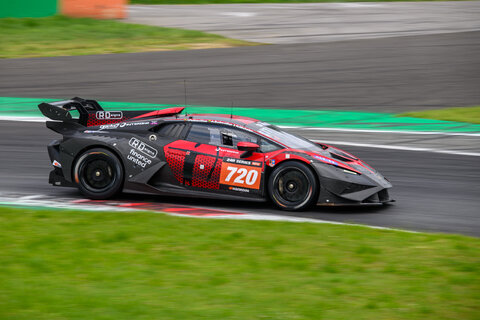 Maggiori informazioni su "Z8 12 ore Monza-Lamborghini (100).jpg"