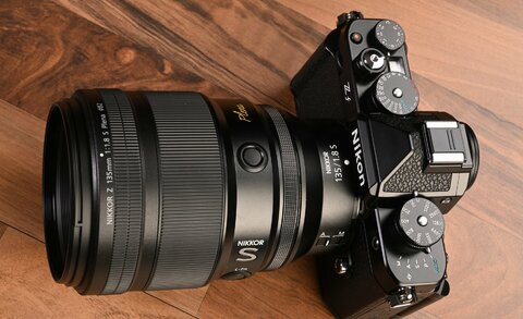Nikkor Z 135mm f/1.8 S e Nikon Zf