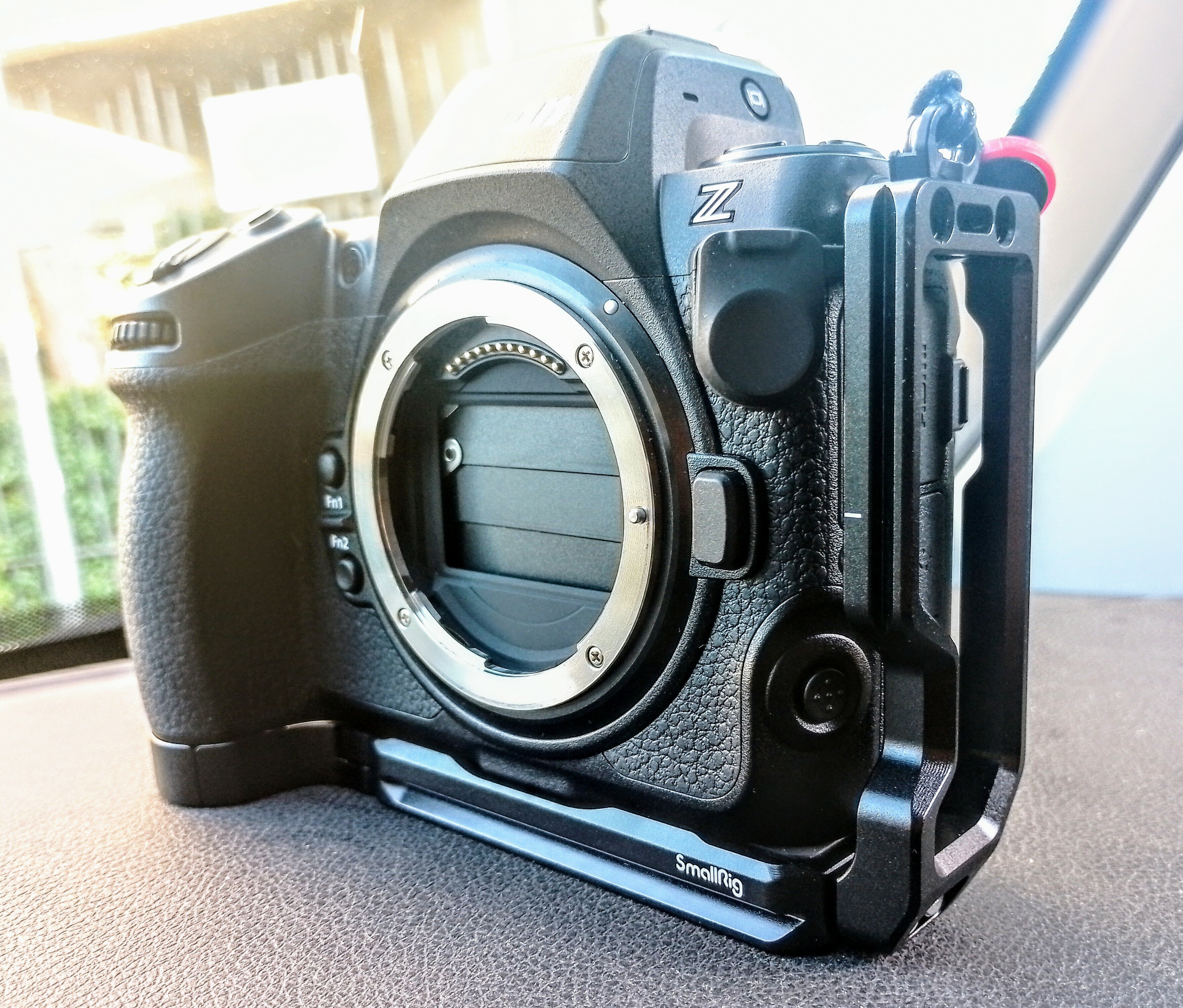 More information about "Smallrig 3942-cf: basetta a L per Nikon Z8"