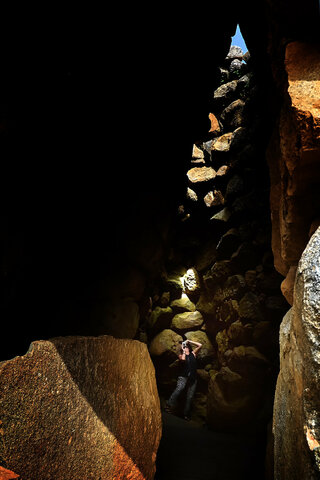 La turista e il nuraghe