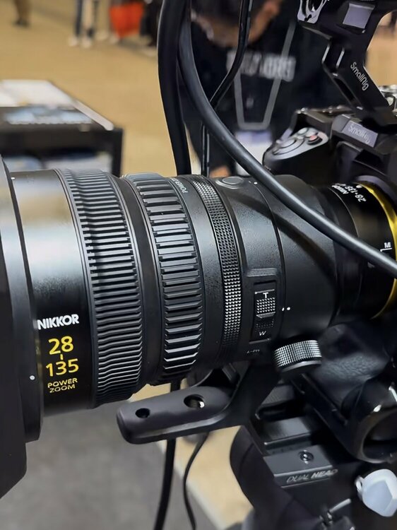 Nikon-Nikkor-Z-28-135mm-f4-PZ-zoom-lens-5.jpg