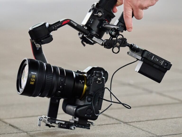 Nikon-Nikkor-Z-28-135mm-f4-PZ-zoom-lens-2-768x579.jpg.fd089386ce3228ec182d60a24daa84f5.jpg