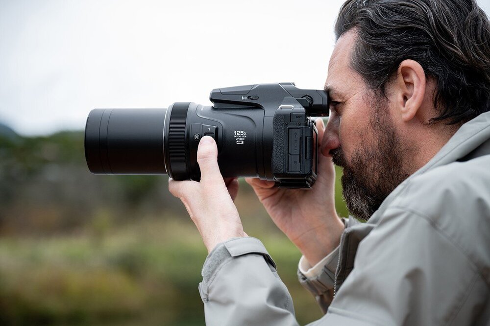 nikon-P1100-in-use.jpg