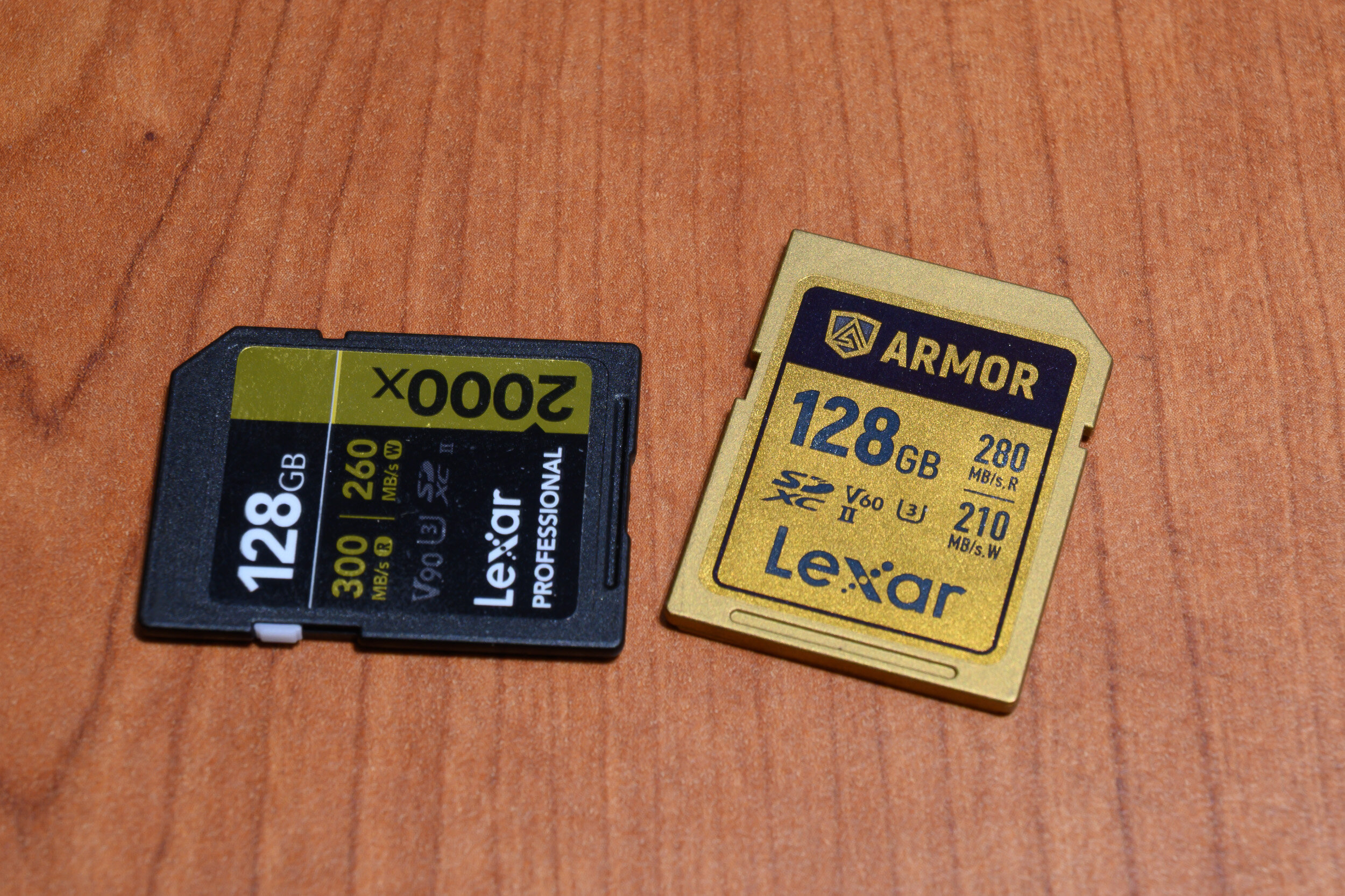 More information about "Lexar SD Armor Gold contro Lexar SD Gold"